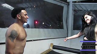 소파에서 친구들이랑 뜨거운 갱뱅 😏