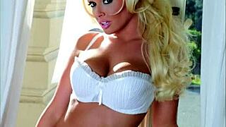 Daniela Katzenberger in Sexy German Jerk Off Challenge