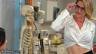 Did you see the hot doctor catch young babes licking in the exam room?