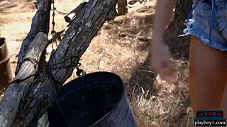 country girl jennifer does solo outdoor striptease