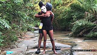 ebony babe fucked outdoor