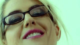 i sucked rafe's massiv cock hard as a feminne ladyboy