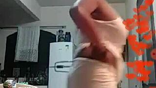 brazilian bbw teaser shows off big tits on webcam 😍