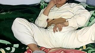 housewife starts day with squirt 😊