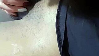 fodendo o cuz�o e gozando dentro do rabo