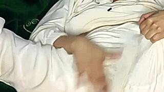 housewife starts day with squirt 😊