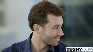 Şişman adam evde yalnız mastürbasyon yapıyor 😏