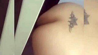 Sammy Owens in Double Penetration on Webcam