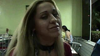 Debora Gaúcha shows ass outdoors at Habibs