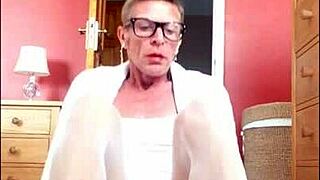 whiteniteb in stockings