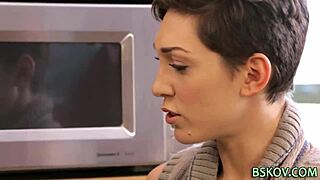 Lily Labeau Receives Intense Oral Pleasure from Brunette Babe