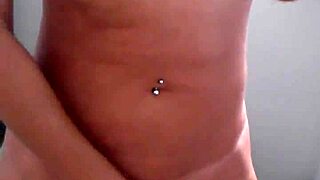 Di dapur punggung bikini amatur pelacur