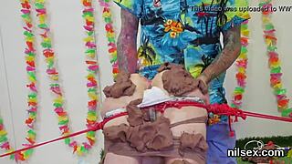 Teen receives uninhibited therapy in nuthouse