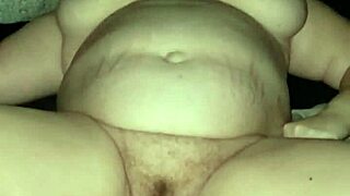 Жестко кончаю внутрь горячей MILF бабушки