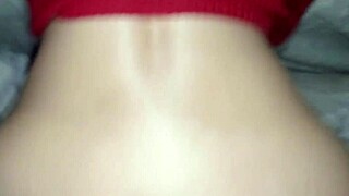 Crossdresser cums on big-ass Latina's buttocks