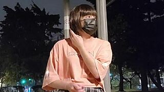 tingxuan pees and jerks outdoors