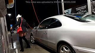 myjnia samochodowa outdoor transsexual fun