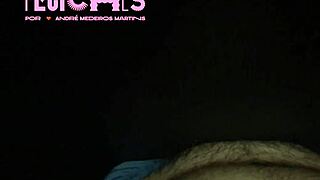 Gostosos se pegam na sauna!