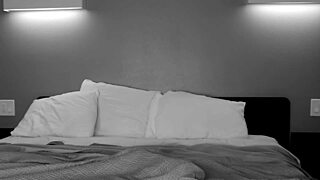 Syren de Mer fucks Brad Newman in the hotel