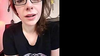 Cute nerd masturbates in panties during sexting 😍