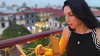 Give me a blowjob right here in the restaurant