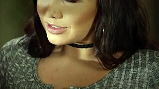 Teen Takes Creamy Cumshot?