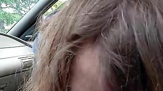 giving sloppy blowjob to buddy in car 😏