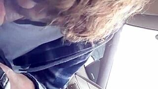 giving sloppy blowjob to buddy in car 😏