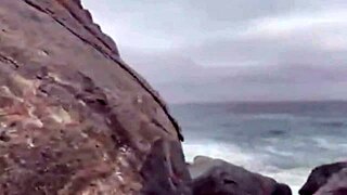 Bodybuilders summoned to pleasure cuckold's wife with blowjobs