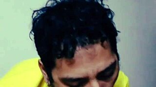 enjoying that tasty hairy guy's cock with some awesome blowjobs 😋🍆