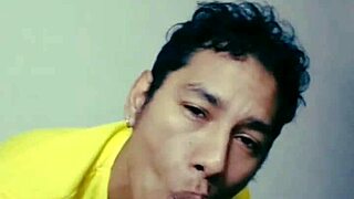 enjoying that tasty hairy guy's cock with some awesome blowjobs 😋🍆