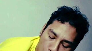 enjoying that tasty hairy guy's cock with some awesome blowjobs 😋🍆