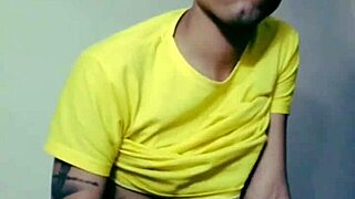 enjoying that tasty hairy guy's cock with some awesome blowjobs 😋🍆