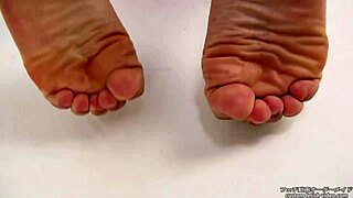 Asian Girls Worship Japanese Feet Fetish