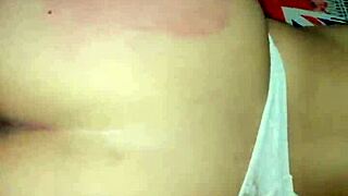 me cojo a mi vecina en cuatro ella tiene enorme culo y tanga blanca