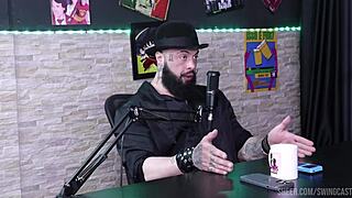 Gabe Spec Gabi Tamirisin kanssa swingissä Tifany Rochin kanssa