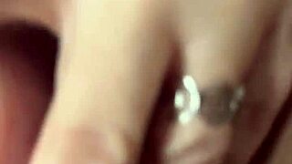 Blondebunny8 Fucks Pussy With Dildo