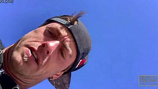 amateur couple have sex in las vegas on a windy day 😍