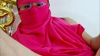 Splnil jsem novoroční výzvu masturbací své kundičky.