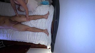 masseuse with huge ass gives me a massage with oil and ends with happy ending inside her pussy