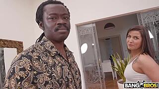 Freddy Gong's Monster Cock Stuns Niki Harris!