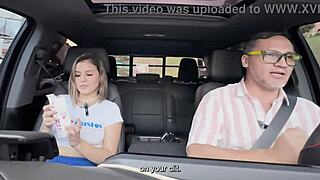 colombian melanie caceres uses fuckmachine all over city and squirts 😍