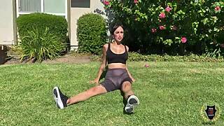 Fit Ava Lee tries thick cock