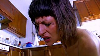 Lia M in hardcore amateur scene 😏