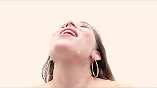 PUTALOCURA - CALIENTE MILF MEXICANA LILITH REGIA TRAGA MUCHO SEMEN EN BUKKAKE