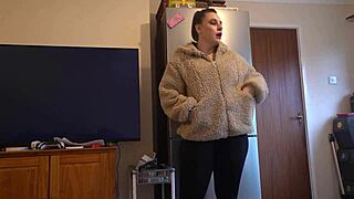 I'm frustarated as my big butt stepsister rides my cock to a deep creampie for her workout