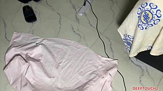 Что горячее, чем трахать мою пышную черную эбони в тесной мини-юбке?