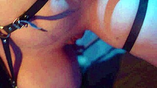 i love kinky pissing on my wenchs face and anal fucking her