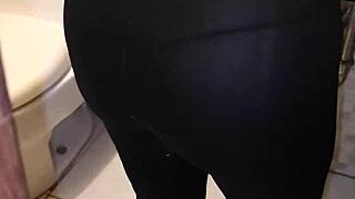 Servant gets taken hard in sneaky bedroom encounter