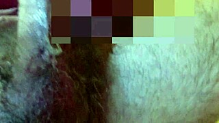 Olen shokissa, ukki panuu villissä kolmikossa kavereiden kanssa.